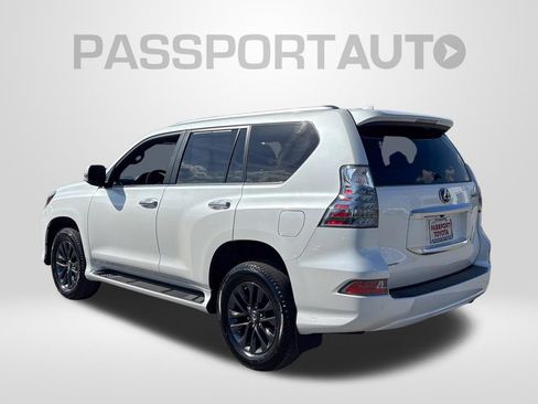 Used 2023 Lexus GX 460 Premium w/ Premium Package AWD/4WD image 4