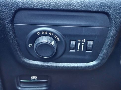 New 2026 Jeep Grand Cherokee Altitude AWD/4WD image 17