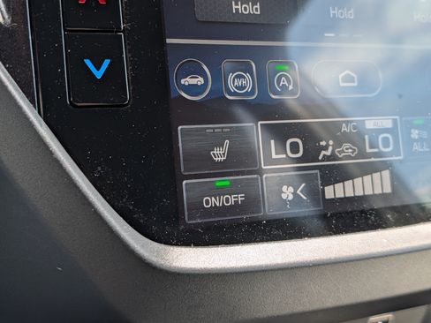 Certified 2025 Subaru Forester Premium AWD/4WD image 28