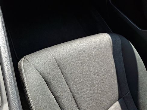 Certified 2023 Honda Accord EX image 26