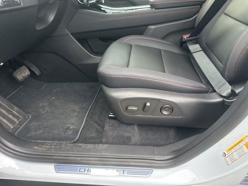 New 2026 Chevrolet Traverse Z71 w/ Driver Confidence Package AWD/4WD image 17