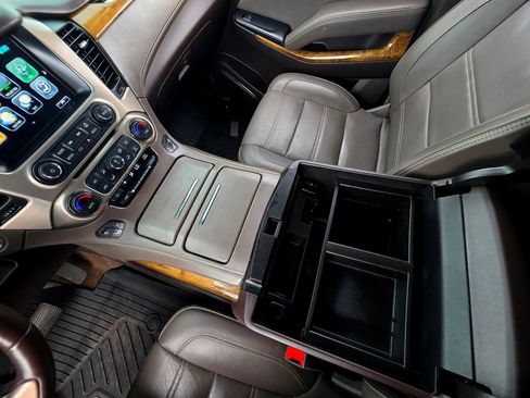 Used 2017 GMC Yukon Denali AWD/4WD image 41