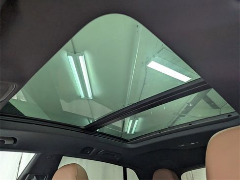 Used 2024 Audi Q8 Premium Plus image 15