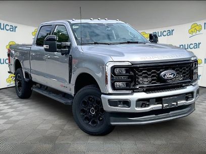 New 2027 Ford F350 Lariat w/ Black Appearance Package