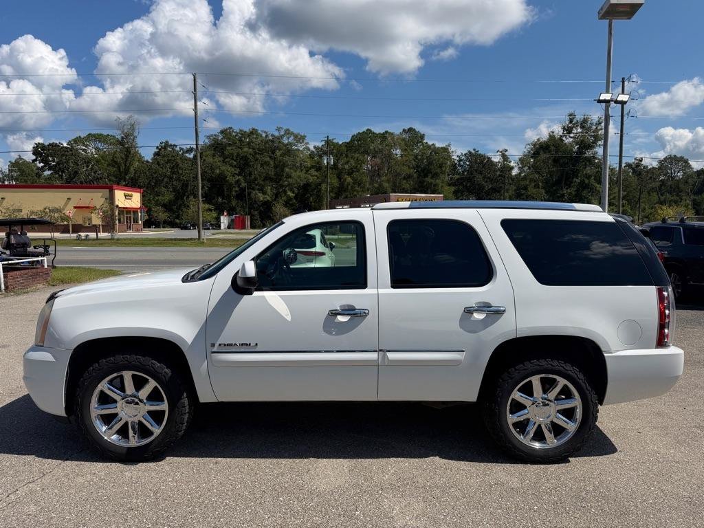 Used 2007 GMC Yukon Denali AWD/4WD image 8