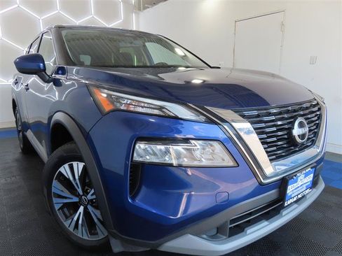 Used 2023 Nissan Rogue SV AWD/4WD image 2