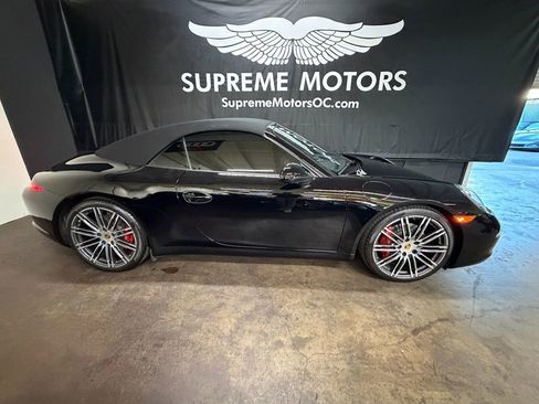 Used 2015 Porsche 911 Carrera S image 2