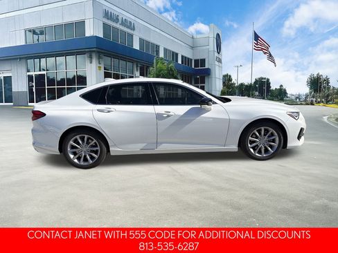 Used 2023 Acura TLX image 3