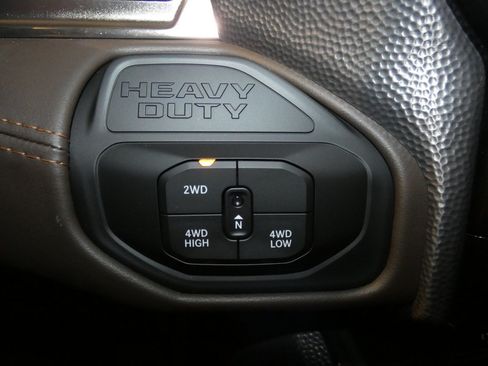 New 2026 RAM 2500 Limited AWD/4WD image 23
