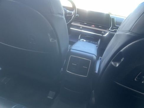 Used 2023 Kia Sportage EX AWD/4WD image 9