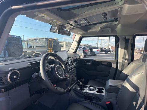 Used 2024 INEOS Grenadier Fieldmaster Edition image 9