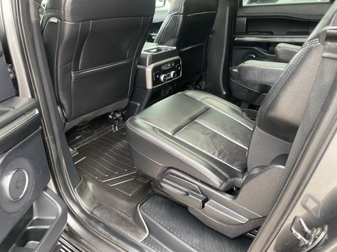 Used 2020 Ford Expedition Max XLT w/ Equipment Group 202A image 10