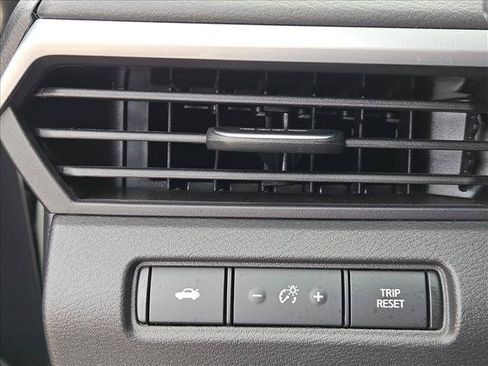 Certified 2025 Nissan Altima 2.5 S FWD image 18