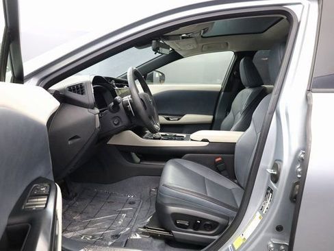 Used 2023 Lexus RZ 450e Premium w/ Technology Package image 11