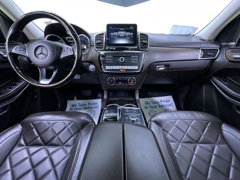 Used 2018 Mercedes-Benz GLS 550 4MATIC image 17