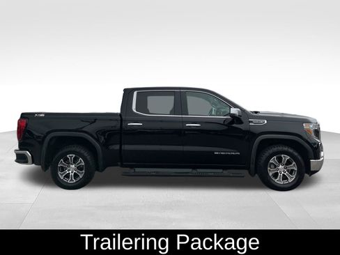 Used 2019 GMC Sierra 1500 SLT w/ X31 Off-Road Package AWD/4WD image 4