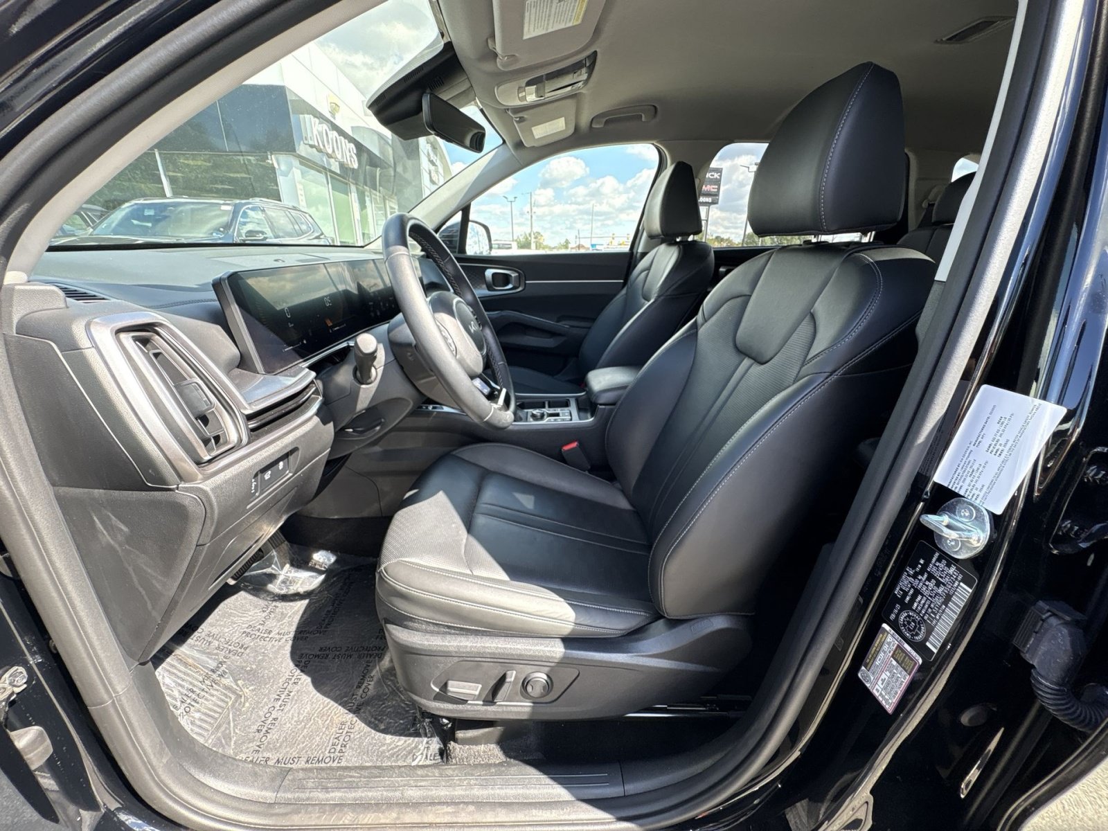 Used 2025 Kia Sorento X-Line EX AWD/4WD image 13