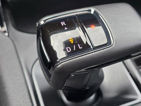 Used 2022 GMC Sierra 1500 AT4 w/ AT4 Premium Package image 26