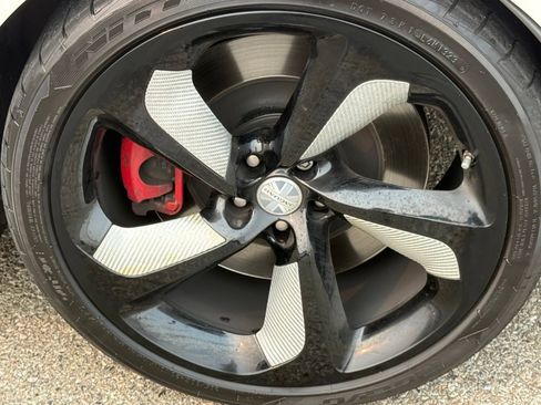 Used 2016 Jaguar F-TYPE R AWD/4WD image 40