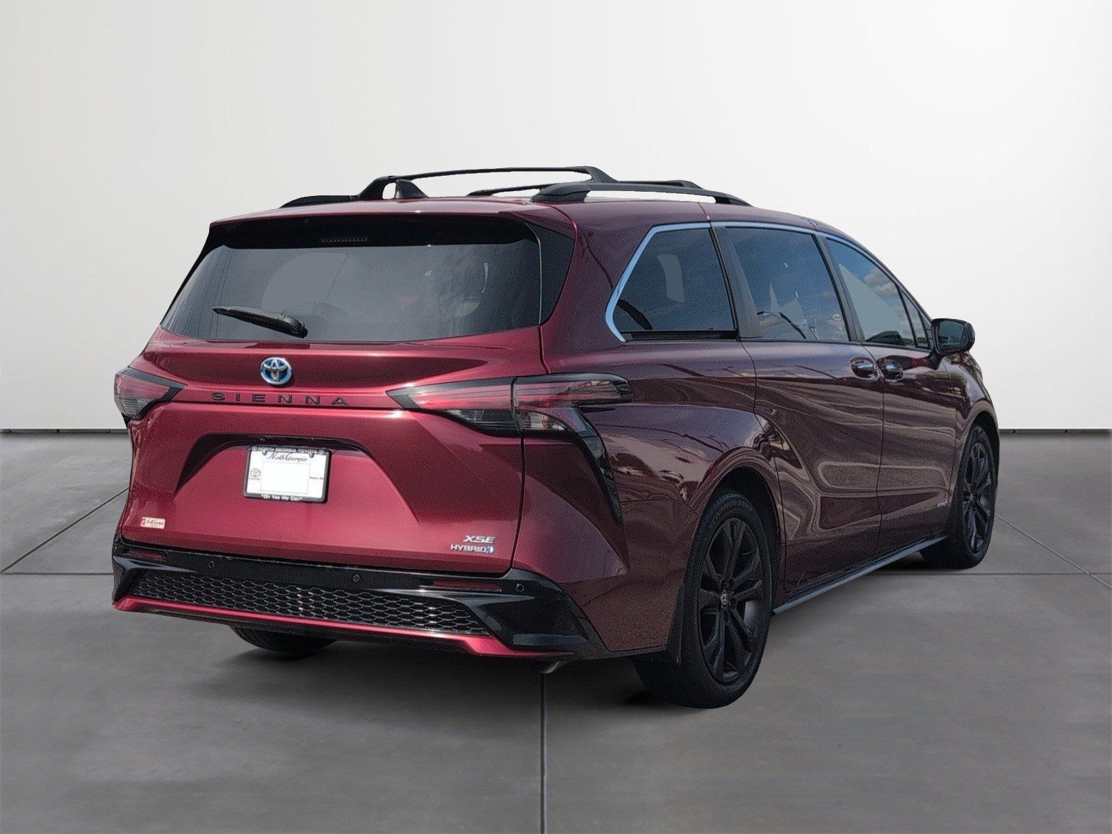 Used 2021 Toyota Sienna XSE w/ XSE Plus Package FWD image 5