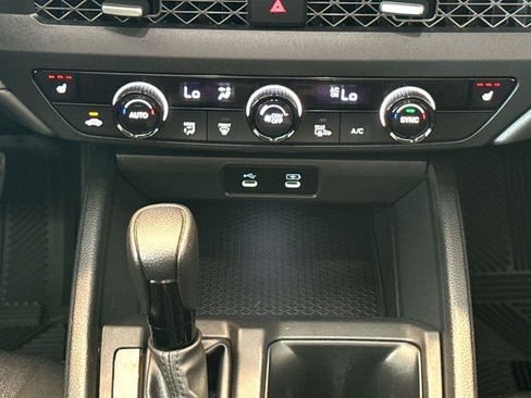 Used 2023 Honda Accord EX image 17