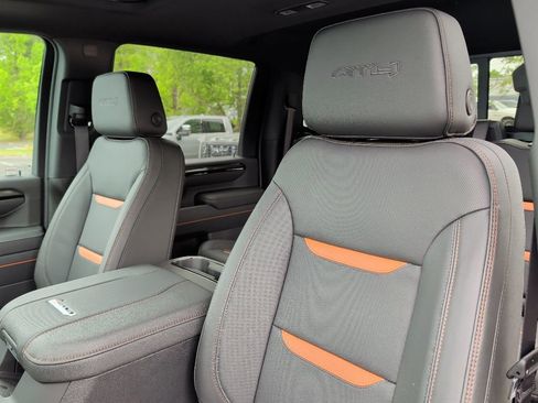New 2026 GMC Sierra 2500 AT4 w/ AT4 Premium Plus Package AWD/4WD image 11