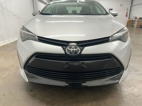 Used 2019 Toyota Corolla LE image 11