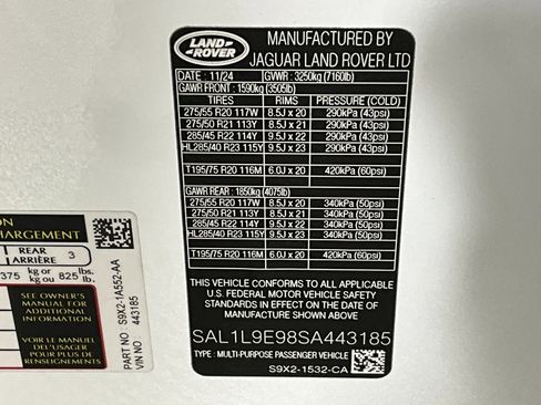 Used 2025 Land Rover Range Rover Sport Dynamic SE image 30