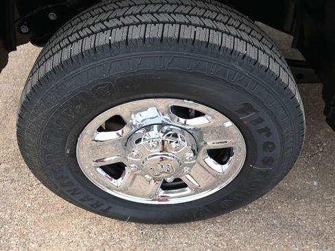 New 2026 RAM 2500 Tradesman w/ Chrome Appearance Group AWD/4WD image 7