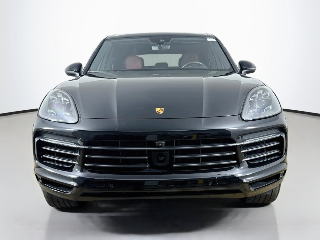 Used 2023 Porsche Cayenne AWD/4WD image 2