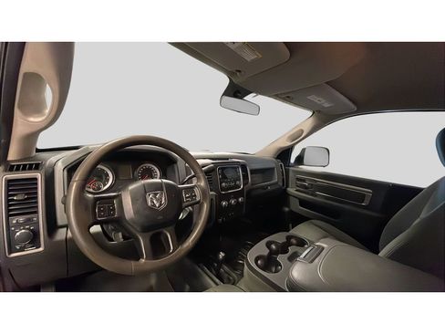 Used 2014 RAM 2500 Tradesman w/ Chrome Appearance Group image 10