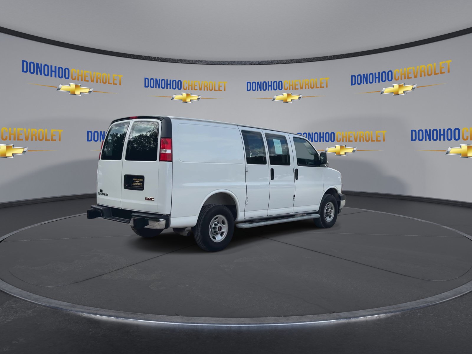 Used 2025 GMC Savana 2500 w/ Driver Convenience Package RWD image 11