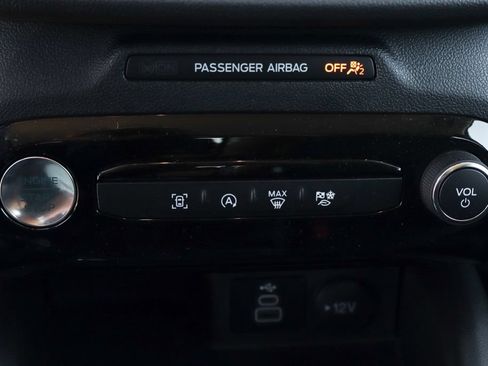 Used 2025 Ford Escape Active w/ Tech Pack #1 FWD image 33