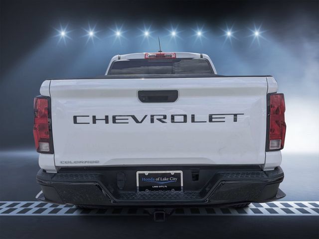 Used 2023 Chevrolet Colorado W/T w/ Advanced Trailering Package AWD/4WD image 2