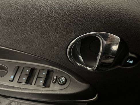 Used 2011 Chevrolet HHR LS image 13