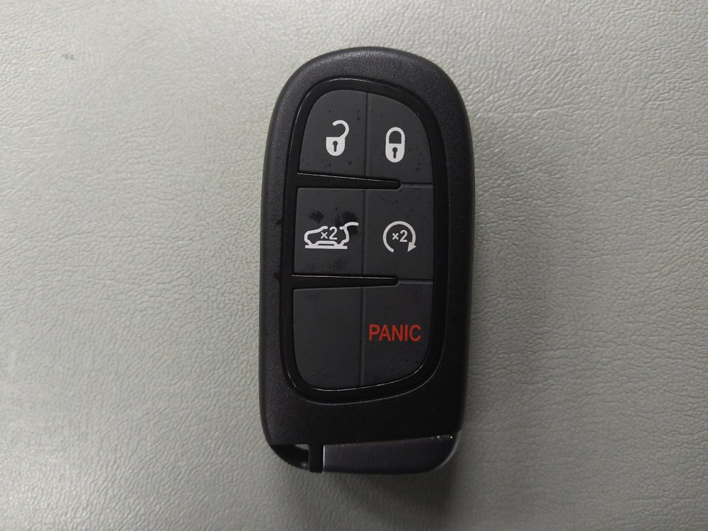 Used 2019 Jeep Cherokee Limited AWD/4WD image 32