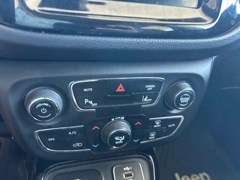 Used 2021 Jeep Compass Limited AWD/4WD image 20