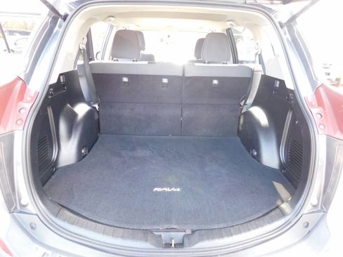 Used 2013 Toyota RAV4 XLE AWD/4WD image 5