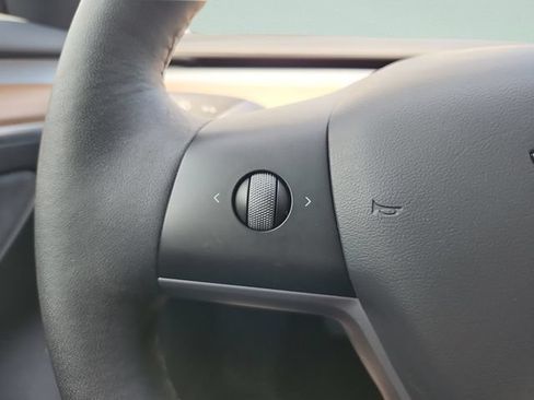 Used 2022 Tesla Model 3 Long Range AWD/4WD image 20