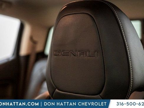 Used 2020 GMC Canyon Denali image 19