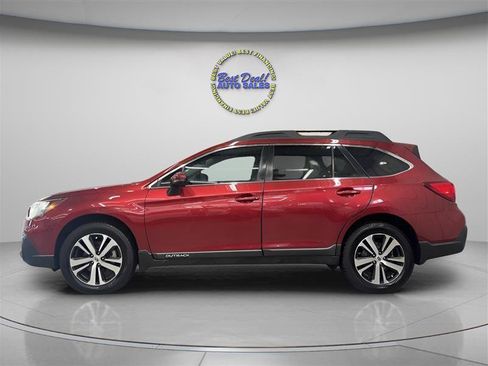 Used 2018 Subaru Outback 3.6R Limited AWD/4WD image 2