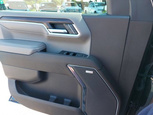 Used 2023 GMC Sierra 1500 SLT w/ SLT Premium Package AWD/4WD image 26