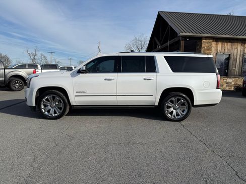 Used 2018 GMC Yukon XL Denali w/ Open Road Package image 3