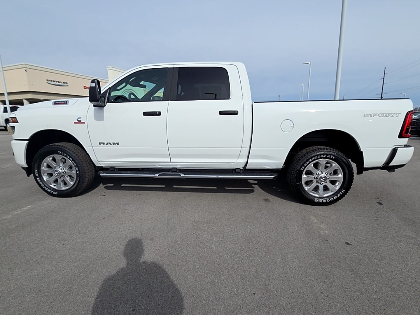 New 2026 RAM 3500 Big Horn AWD/4WD image 9