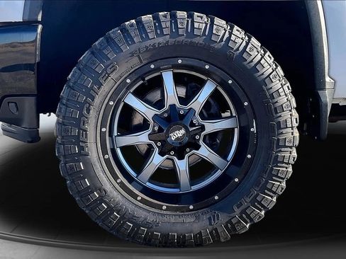 Used 2020 Chevrolet Silverado 2500 Custom w/ Custom Value Package AWD/4WD image 36