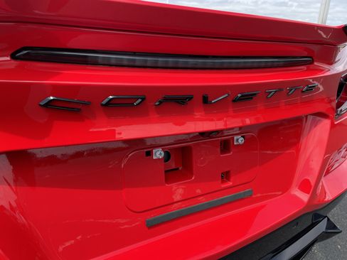 Used 2025 Chevrolet Corvette E-Ray w/ LPO, Roadside Safety Package image 25