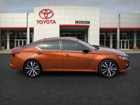 Used 2022 Nissan Altima 2.5 SR image 4