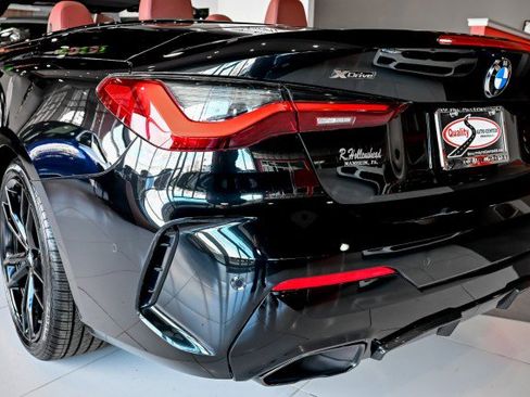 Used 2023 BMW 440i xDrive Convertible w/ M Carbon Exterior Package image 13