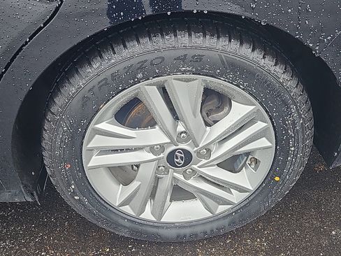 Used 2020 Hyundai Elantra Value Edition image 24