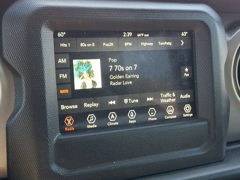 Used 2018 Jeep Wrangler Sport AWD/4WD image 15